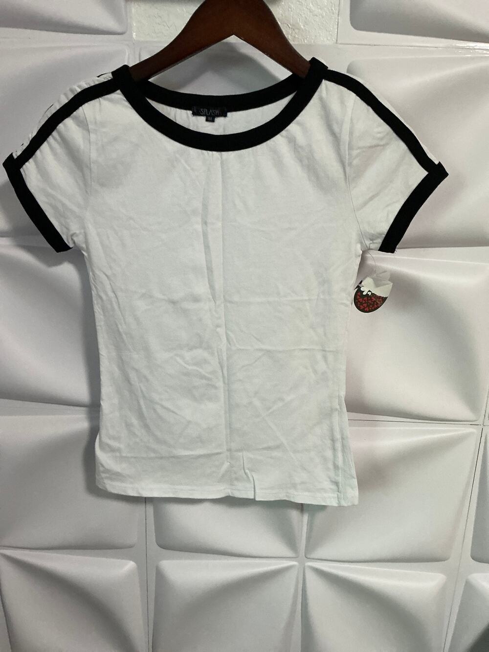 NWT Splash White Black Short Sleeve Crew Neck T-Shirt Women's Size Medium